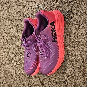 Women's Hoka shoes, Size 7.5
